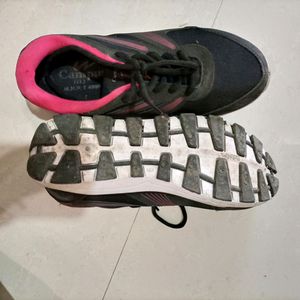 Sports Shoes For Women's/Girls