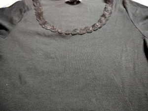 Pinterety Black Lace Trim Baby Tee 🖤🐰