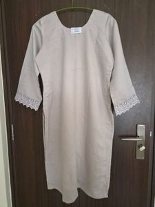 Elegant Grey Kurta set with White Embroidery XL