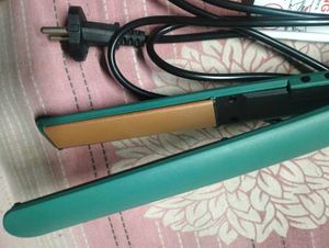 Vega Hair Straightener - Like New!
