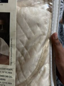 The Home Boutique Camilias Bedcover