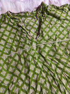 Buy 1 get one kurta free (women’s)