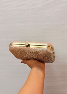 Sparkling Embellished Hand Clutch Bag