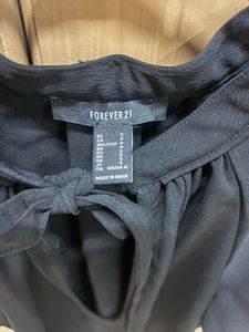 Chic Black Puff Sleeve Top