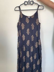 Sleeveless black kurti