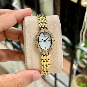 TORY BURCH OVAL GOLD EDITION – TIMELESS ELEGANCE ✅