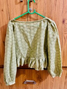 Chic Eyelet Crop Top
