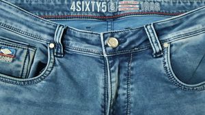 Men's Blue Washed Denim Jeans