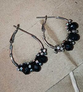 Elegant Black Stone Hoop Earrings