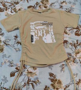 Cute Ruched Graphic Tee