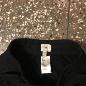 H&amp;M Black Wide-Legged Pants