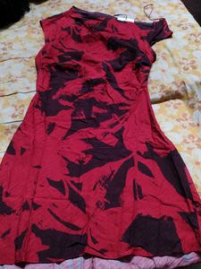Chic Red &amp; Burgundy Abstract Print Dress