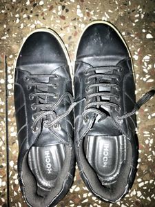 Mochi Black Casual Sneakers