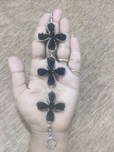 Black Beaded Clover Bracelet