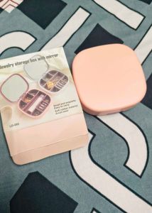 Jewellery organizer Box with mirror