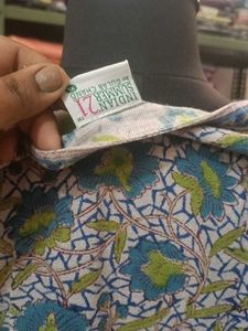 Beautiful Floral Print Kurta