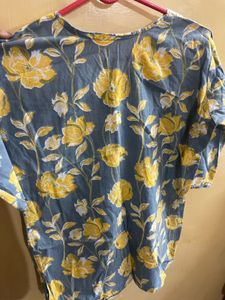 Floral Print V-Neck Kurta