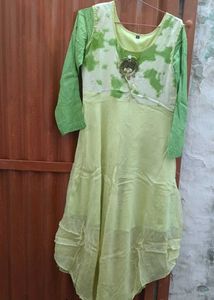Stylish Green Kurti with leggings💚💚