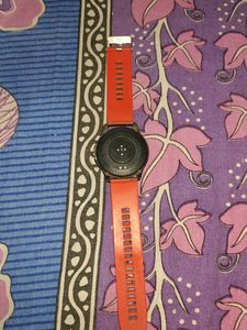 boat Smartwatch but display mein small dot hai