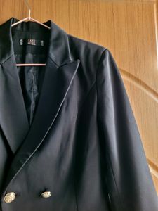 Chic Double-Breasted Black Blazer