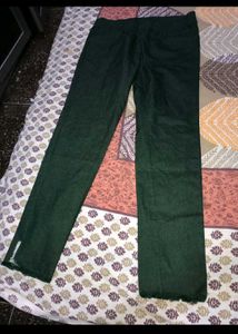 Elegant top with pants green
