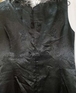 Elegant Black Dress with Faux Fur Collar