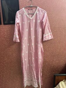 XS size Elegant Pink Embroidered Kurta