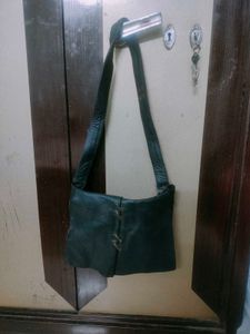 Vintage Leather Shoulder Bag