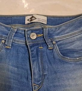 Ripped Slim Fit Jeans
