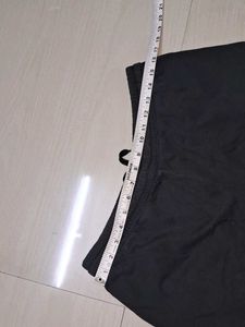 size M Adidas Black Logo Shorts of 1