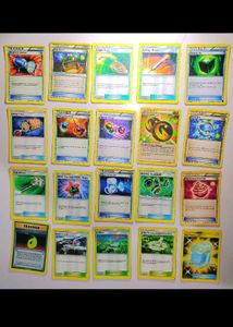 20 Pokemon Trainer &amp; Energy Cards Collection