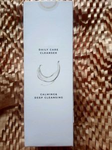 MADAGASCAR CENTELLA LIGHT CLEANSING OIL