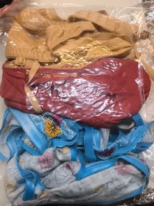 Bundle of 6 Bras - Various Colors size 30-32-36 co