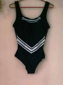 Very Sexy And Beautiful Swimsuit