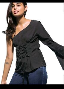 Chic One-Shoulder Black Top