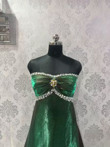 Stunning Emerald Green Gown