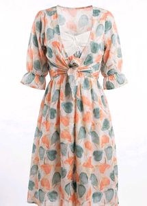 Flowy Leaf Print Midi Dress