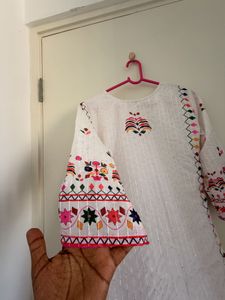 combo of 2 kurta sets