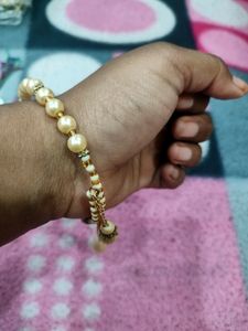 Bracelet