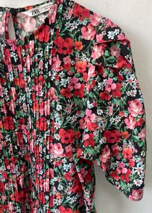 Zara - Floral Smocked Blouse
