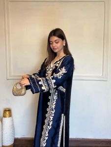 Embroidered Navy Blue Kurta Set💙