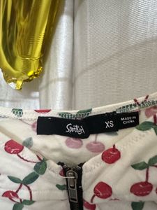 Smiffys Cherry Print Zip Corset Crop Top