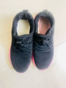 Stylish Black &amp; Pink Sneakers