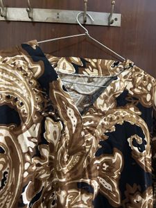 Stylish Paisley Print Kurta