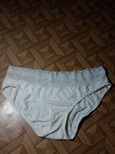 Comfortable White Lace Trim Briefs