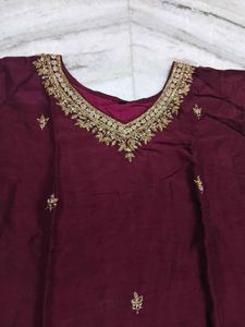 Zardosi work kurta set😍