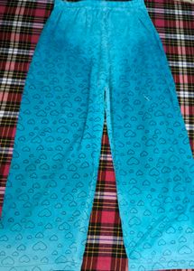 combo offer - red shorts with blue kapri