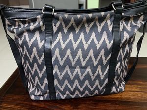 Laptop bag Spacious Chevron Pattern