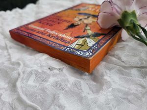 The Upside Down King by Sudha Murty( sprayed edges