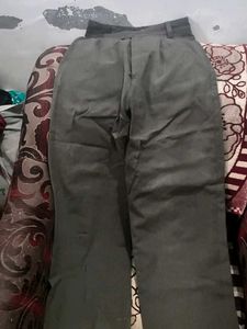 3. Men's Casual pent